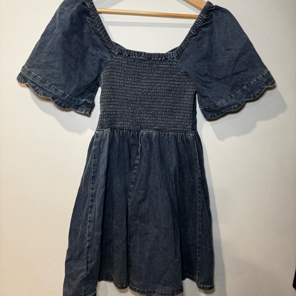 NWT Umgee Blue Denim Smocked Dress Ruffle Size Small Boho - Picture 4 of 6